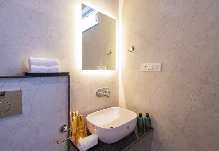 Bathroom 3, ELIVAAS Twin Chalets 4BHK Escape Villa, Nainital