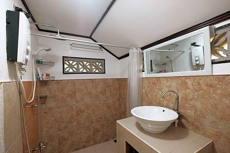 Bathroom 5, Villa Khadine Grand Vista Resort, Coron