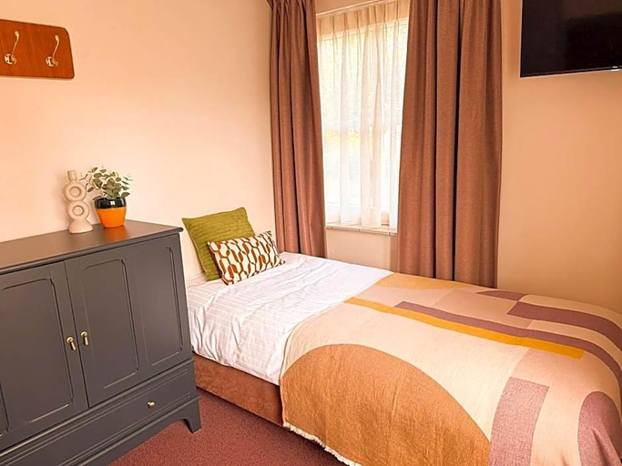 Bedroom 4, Hotel Restaurant Ruimzicht, Bergh