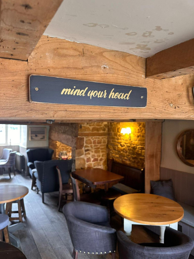 Food & Drinks 5, The Three Pigeons Inn, Oxfordshire