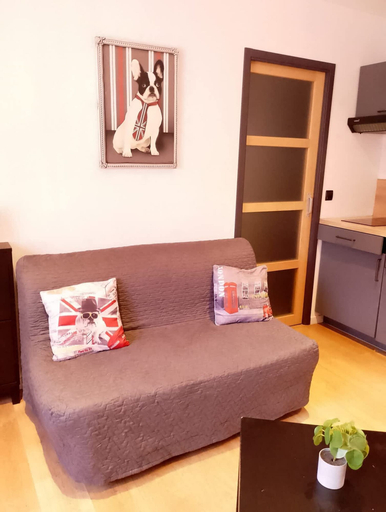 Room 5, Le British Lensois Wifi Bollaert 4pers, Pas-de-Calais