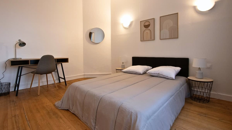Room 4, La Villa Douaisienne Central Terrasse Privee, Nord