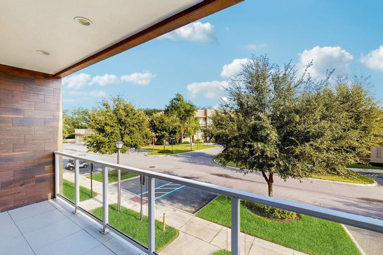 View from room, Spacious Modern Townhouse With Resort Pool Access and Elegant Open Living Spaces, Osceola