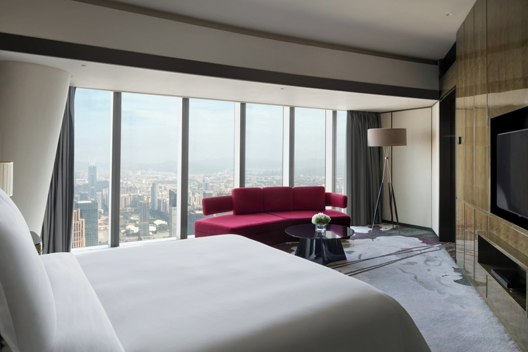 Bedroom 4, Four Seasons Guangzhou, Guangzhou