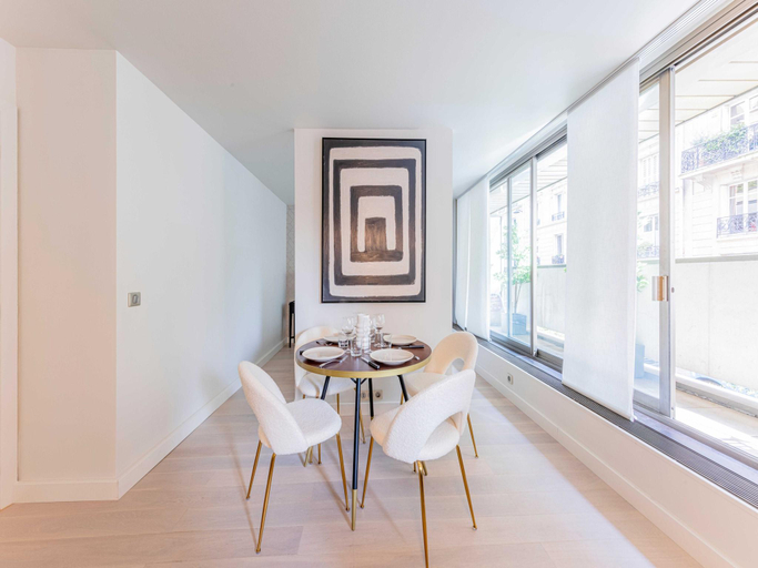 Others 5, Cozy apartment ac. balcony - 1BR4P - Eiffel Tower, Paris