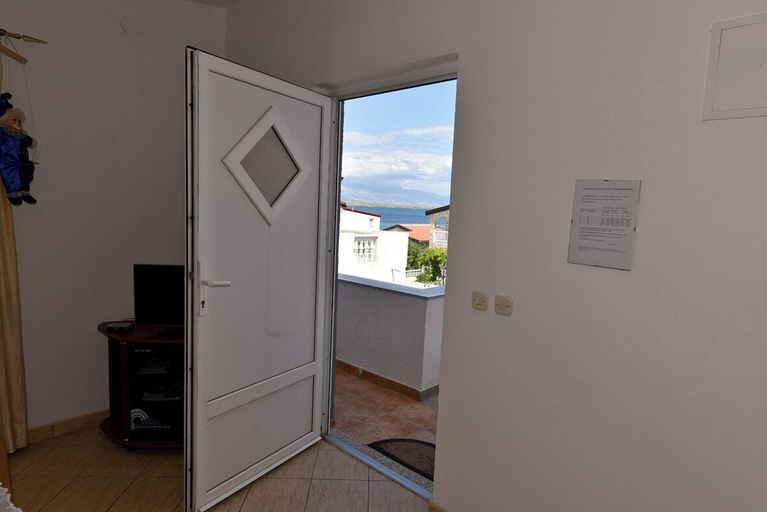 Terrace/patio 5, Apartments Karacic, Vir