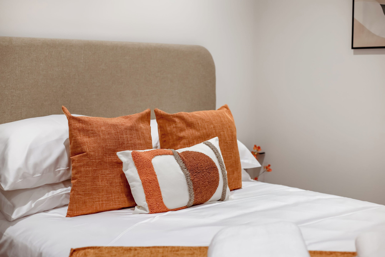 Room 4, Lindenstone Apartments, Kent