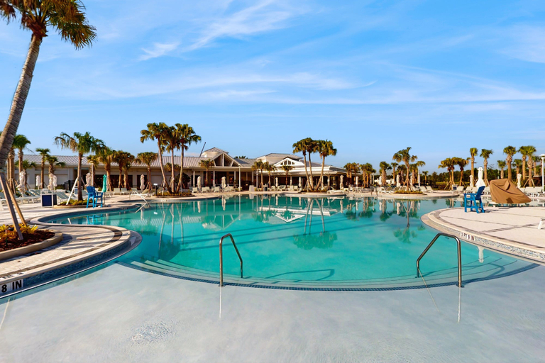 Pool 2, Luxury Home With Themed Bedrooms,arcade Games and Private Pool, Lake
