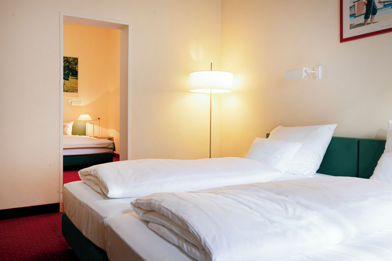 Bedroom 3, Hotel Biederstein am Englischen Garten, München