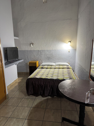 Bedroom 4, Hotel Morales Inn, Mazatlán