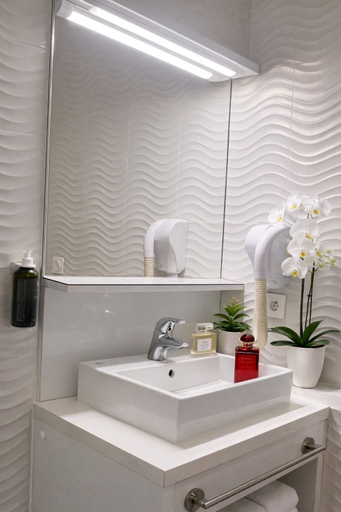 Bathroom 5, VILLA PARIS ORLY, Val-de-Marne
