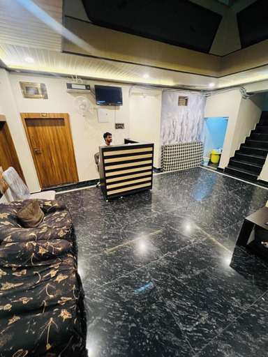 Lobby 5, Kumari guest house, Varanasi