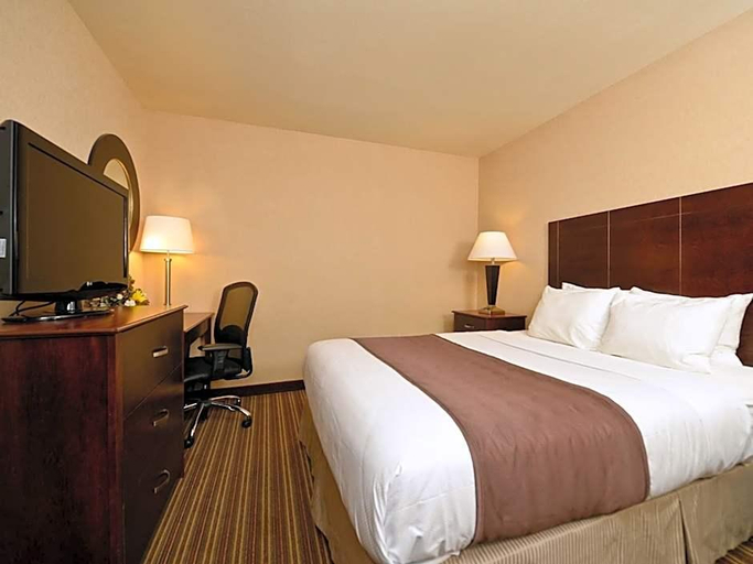 Bedroom 3, Yellowstone West Gate Hotel, Gallatin