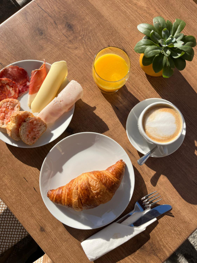 Food & Drinks, Hotel Bonaire, Girona
