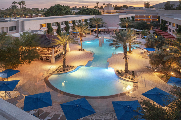 Sport & Beauty 3, Scottsdale Resort And Spa Curio Collection Hilton, Maricopa