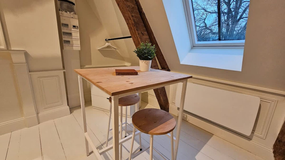 Room 2, Le Perchoir Studio Avec Mezzanine, Pas-de-Calais