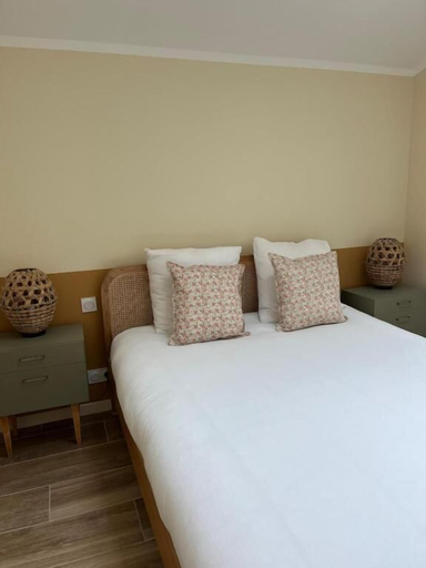 Room 2, Gite du Chai, Gironde