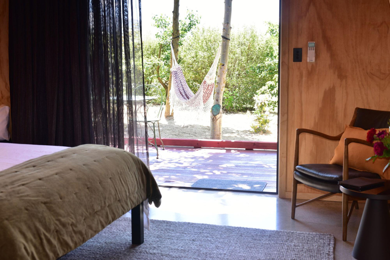 Room 5, Benger Garden Cafe And Chalets, Central Otago