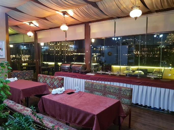 Food & Drinks 5, Seven Gates Hotel, Baku