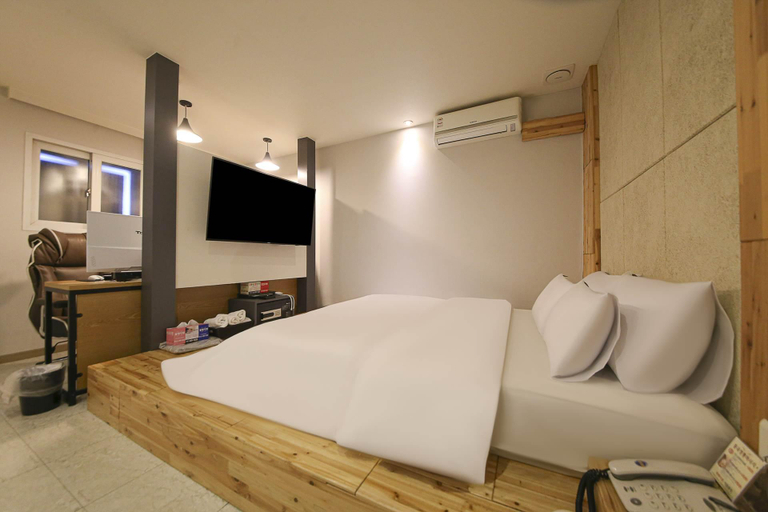 Bedroom 3, Ansan Vant Hotel, Hwaseong