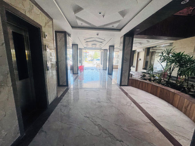Interior 4, HOTEL PURVI BY VILAASITAA INDORE, Indore
