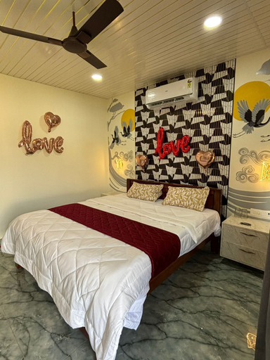 Room 5, Eleven Eleven Villa, Viluppuram