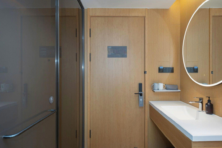 Bathroom 4, JI Hotel Ningbo Xingning Road, Ningbo
