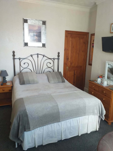 Bedroom 5, Bryn Coed Guest House, Conwy