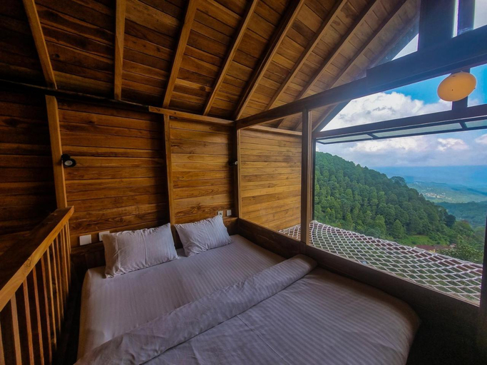 Bedroom 3, Munduk Umah Cabin, Buleleng