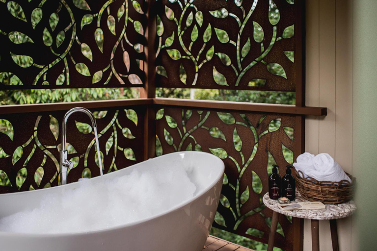 Bathroom 3, Kondalilla Eco Resort, Maroochy