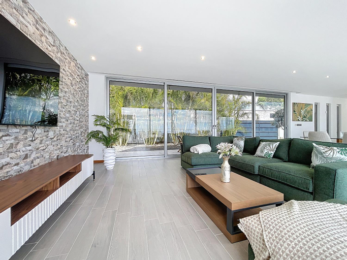 Shared lounge/TV area 3, Villa Vista Atlântica by Atlantic Holiday, Ribeira Brava