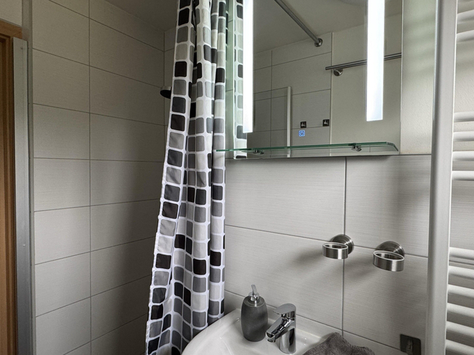 Bathroom 4, Ferienhaus mit Kamin in Thale-friedrichsbrunn, Harz