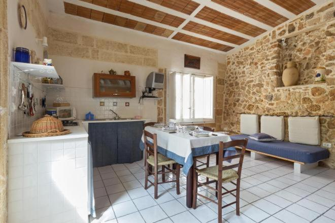 Others 4, Casa Messapica by BarbarHouse, Lecce