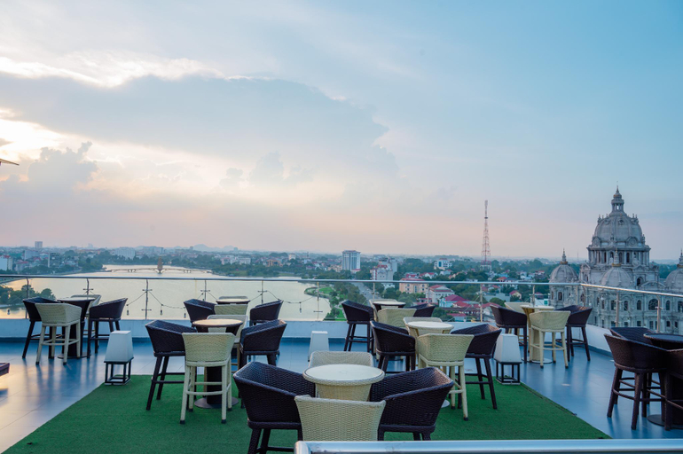 Food & Drinks 3, X2 Vibe Viet Tri Hotel, Việt Trì