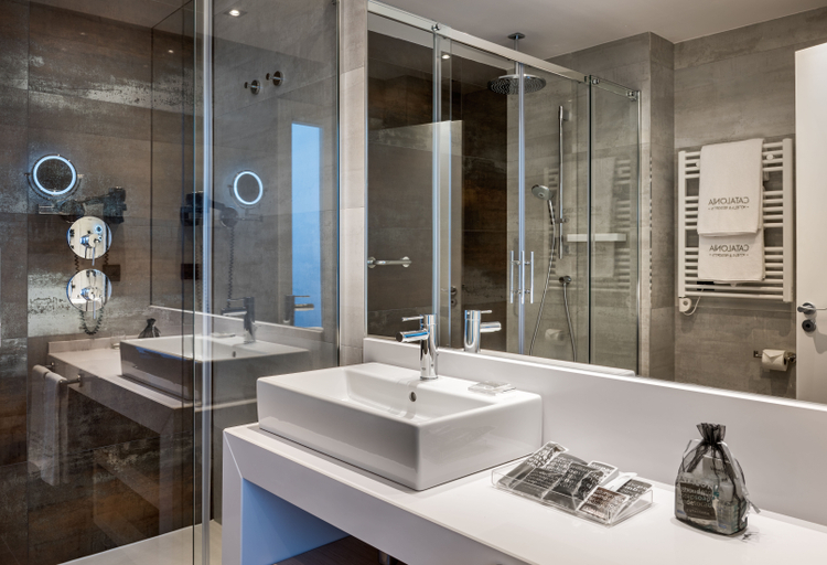Bathroom, Slow Suites Gran Vía, Madrid