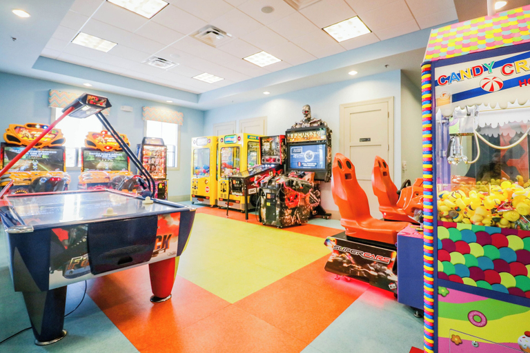 Game room 2, South-facing Home w/ Private Pool/spa and Resort Lazy River & gym, Osceola