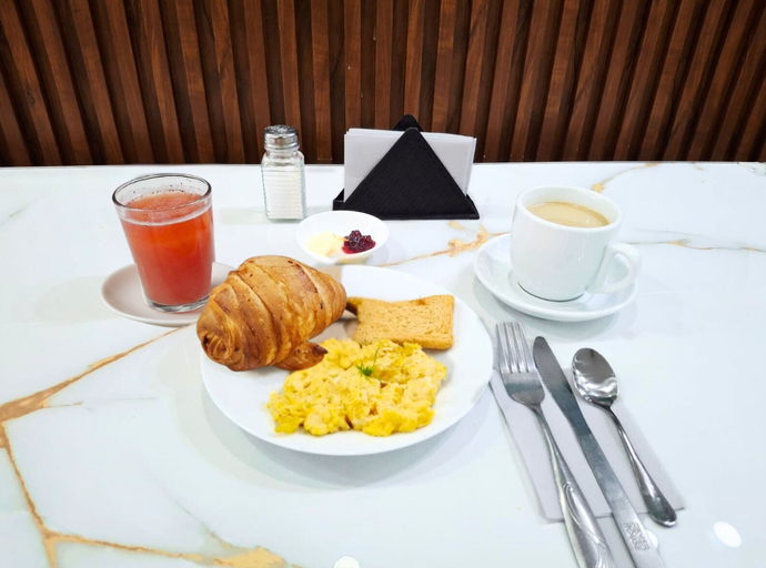 Breakfast meal 5, Hotel CGH Travel INN Aeropuerto, Santafé de Bogotá