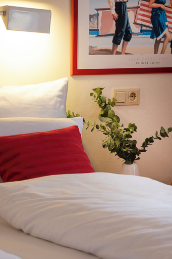 Bedroom 4, Hotel Biederstein am Englischen Garten, München