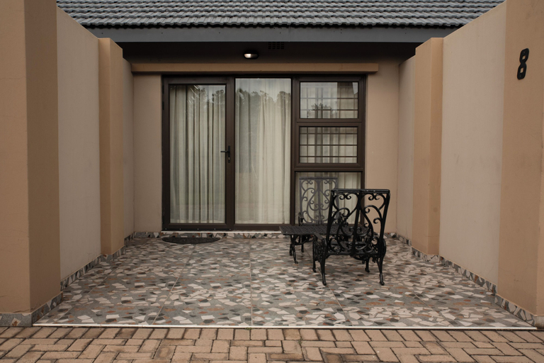 Terrace/patio 5, Rusty Estate - Self Catering, Nkangala