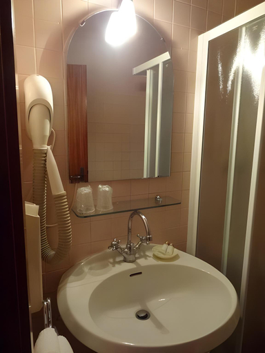 Bathroom 5, Minerva & Nettuno, Venezia