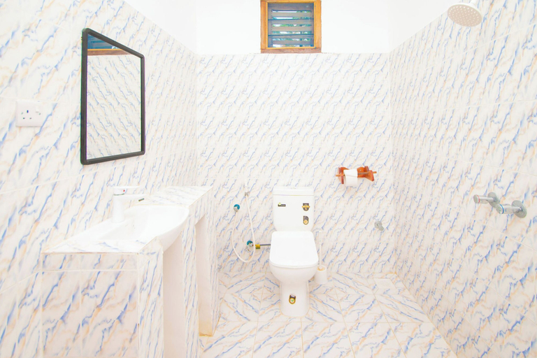 Bathroom 4, Kigwedeni Apartments, Kaskazini 'A'