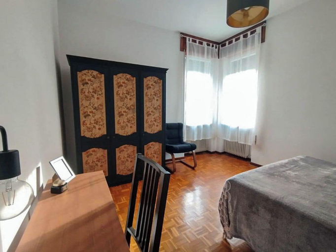Bedroom 4, Lilly's Home, Treviso