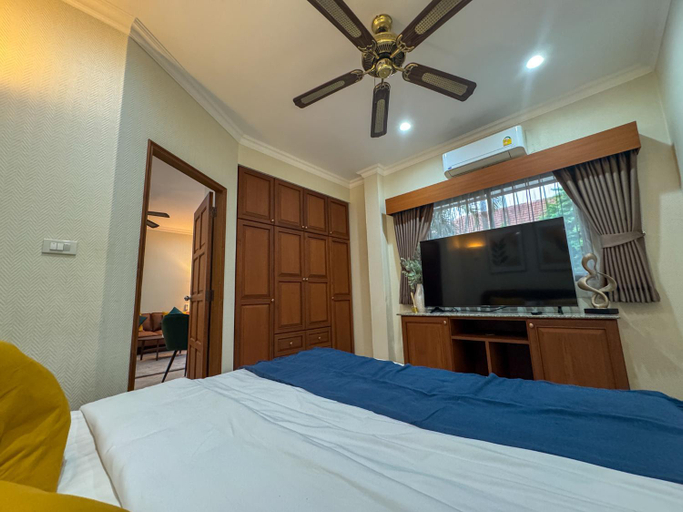 Bedroom 3, View Talay Longstay Hotel & Suites, Pattaya