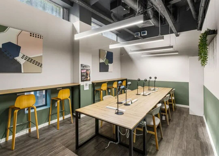 Meeting facility, Student Only Bronze Ensuite at Highbury, London