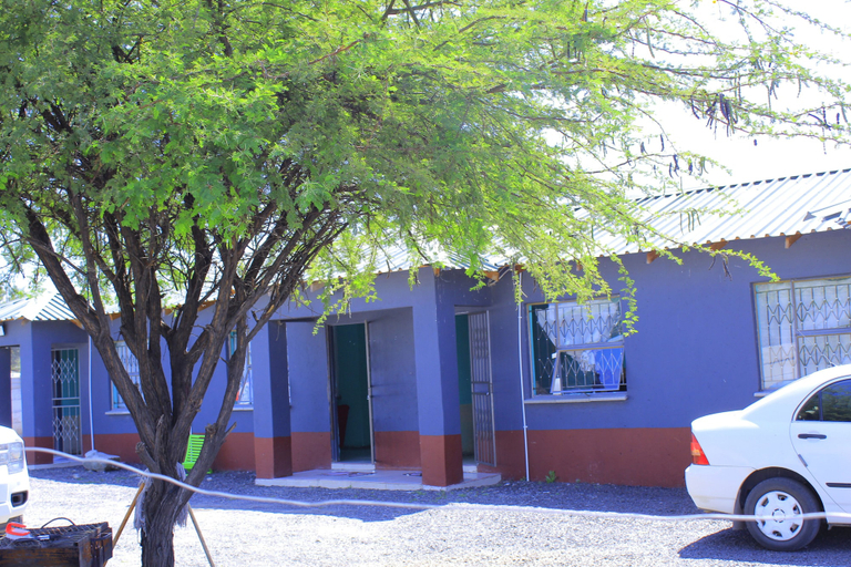 Exterior 5, Equatorial Guesthouse, Bojanala