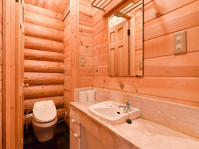 Bathroom 4, Mission Hills Geihinkan, Minano