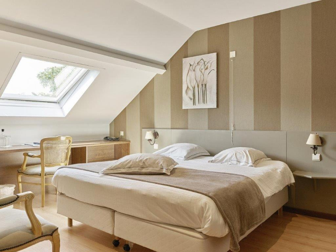 Bedroom, Hotel Le Beau Sejour, Luxembourg
