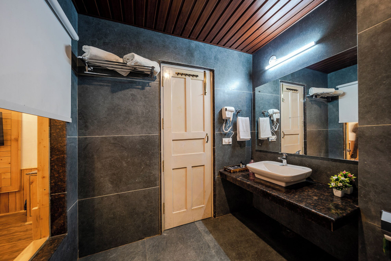 Bathroom 3, Hotel SNAS Retreat Manali, Kullu
