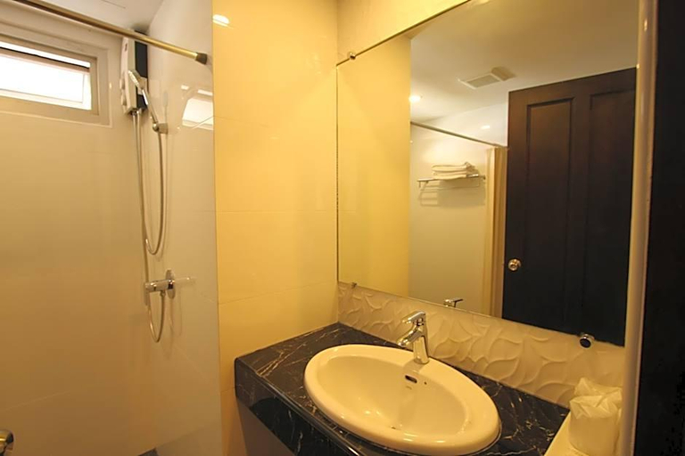 Bathroom 4, Siam View Residence, Pattaya