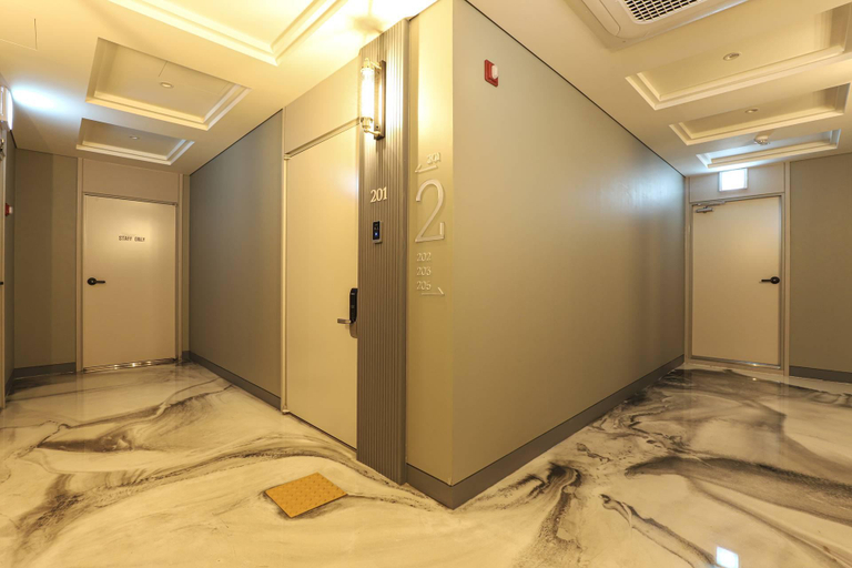 4, H-AVENUE HOTEL, Pohang